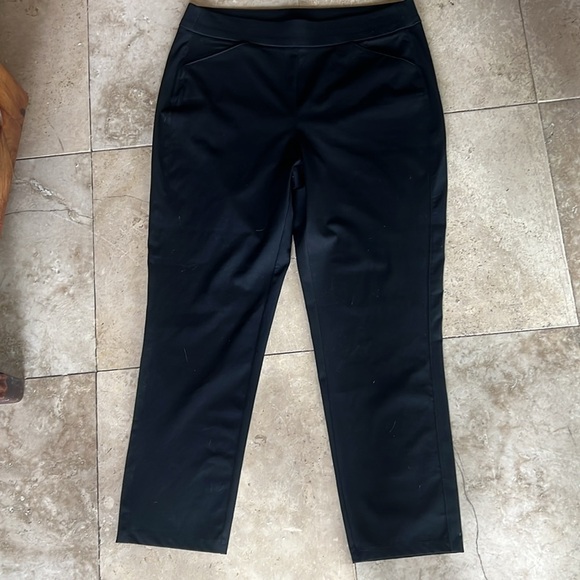 Chico’s ladies Travelers collection, black pants, US size 12 Chico size 2. - Picture 9 of 10
